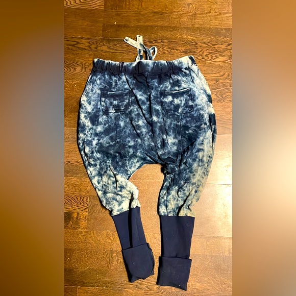 Stretch drop crotch pant - Picture 2 of 2